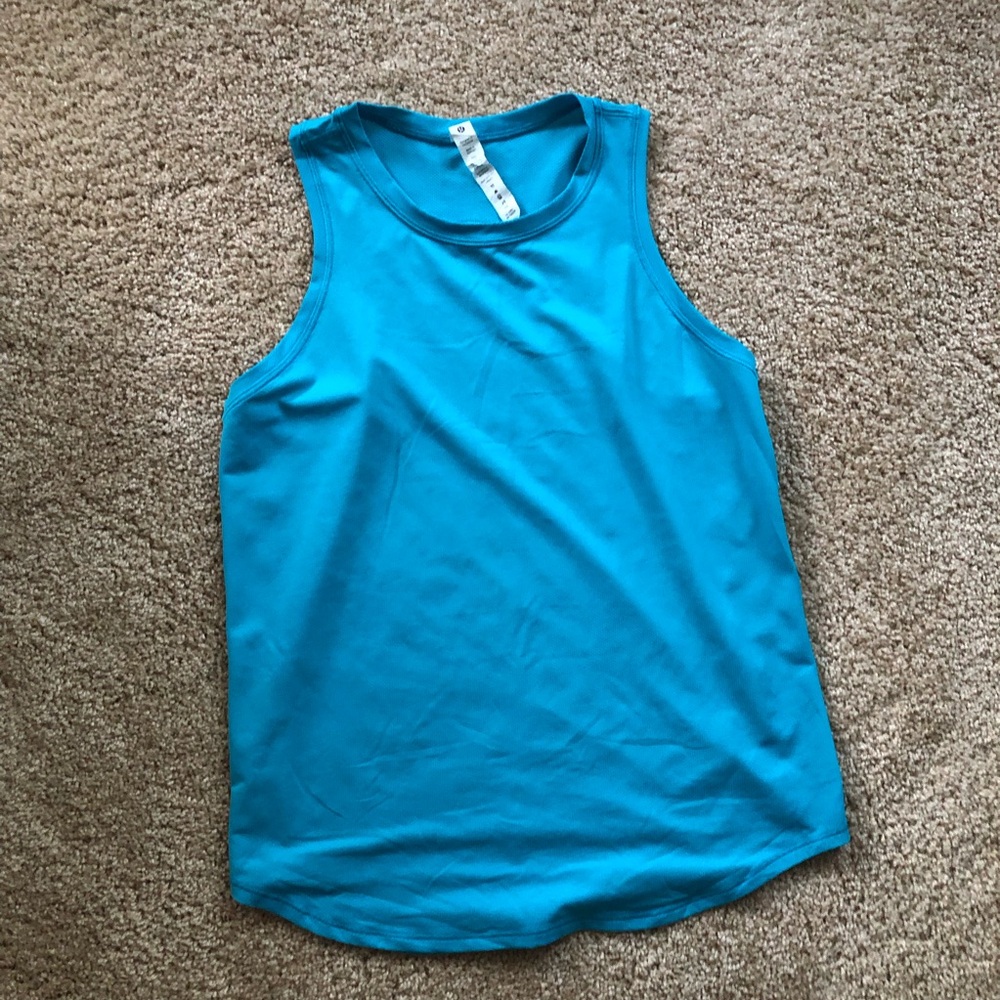 Lululemon blue tank reflective 6 turquoise flowy light loose fit